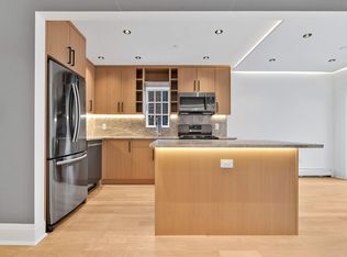 21-74 42nd St #TOP, Astoria, NY 11105