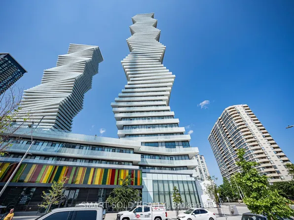 3883 Quartz Rd #1101, Mississauga, ON L5B 0M4
