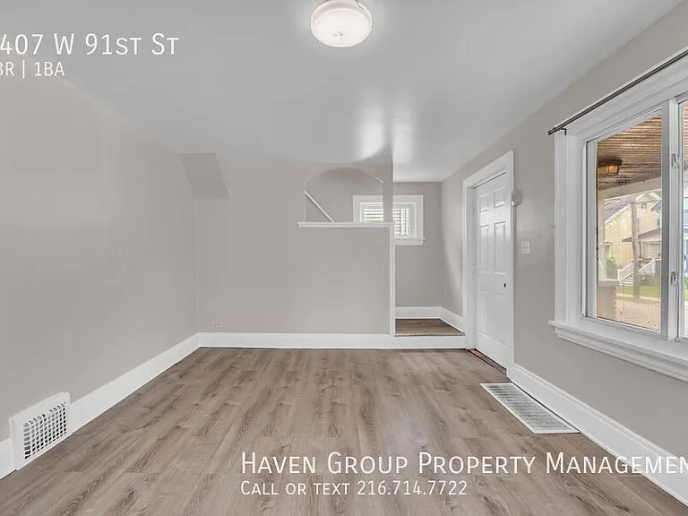3407 W 91st St — Photo 5