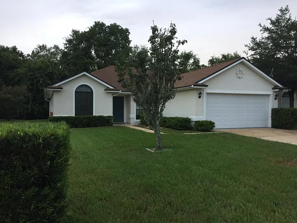 12376 Richards Glen Ct