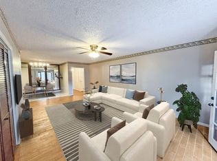 2700 Bellefontaine St APT B8, Houston, TX 77025