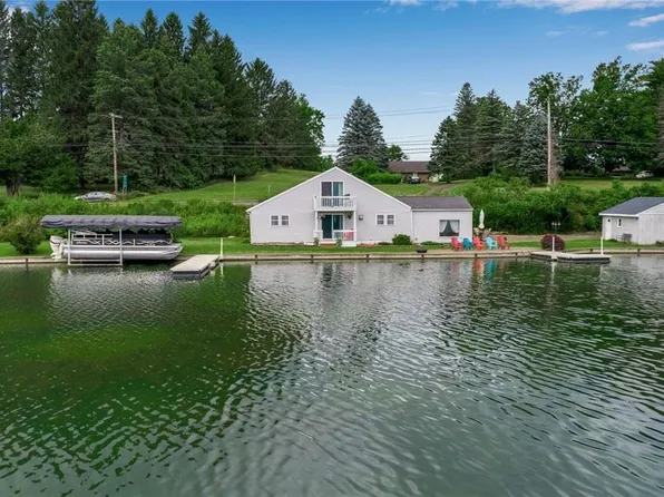 307 Lakeview Blvd, Delevan, NY 14042