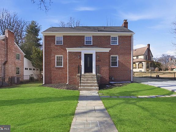 2nd image of 311 Ellsworth Dr