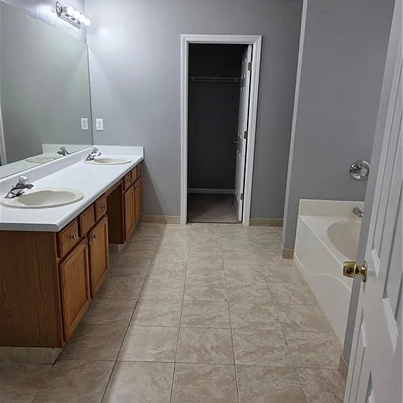 1529 Sydney Pond Cir — Photo 15