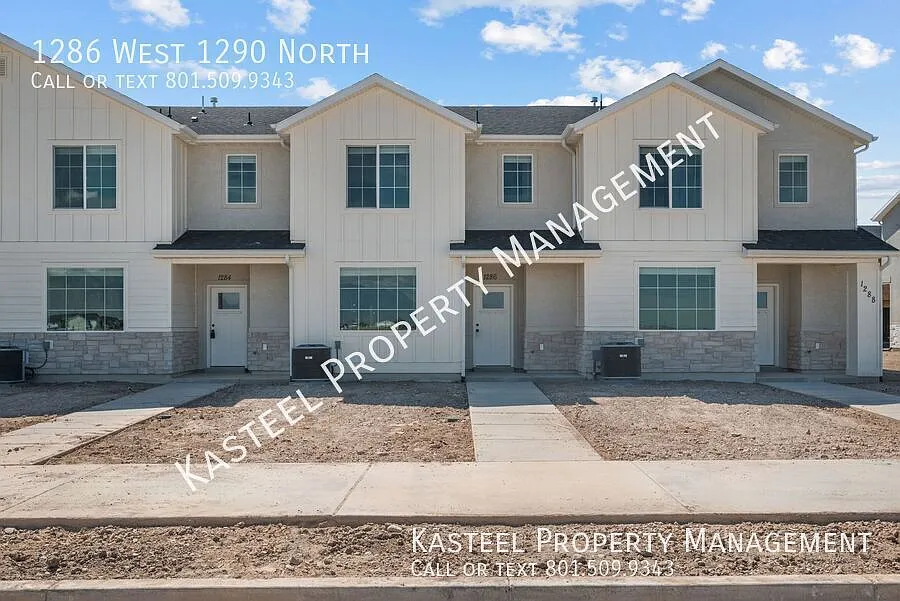 Brand-new, Beautiful 3-Bedroom Townhome — Photo 3