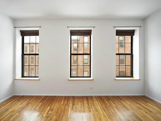 Sold by Sotheby's International Realty | media 13