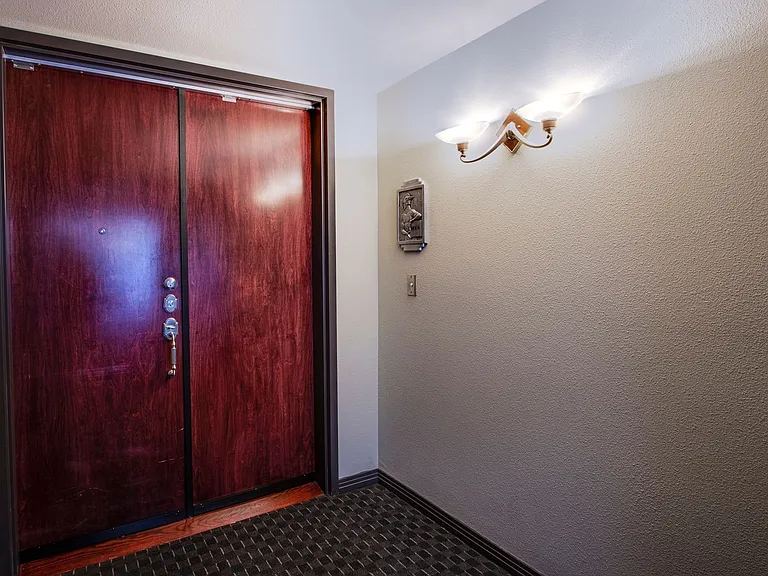 360 E Desert Inn Rd #1008 — Photo 51