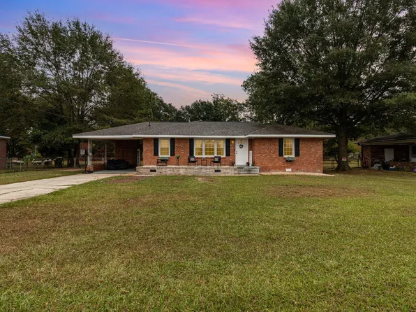 2004 S John St, Goldsboro, NC 27530