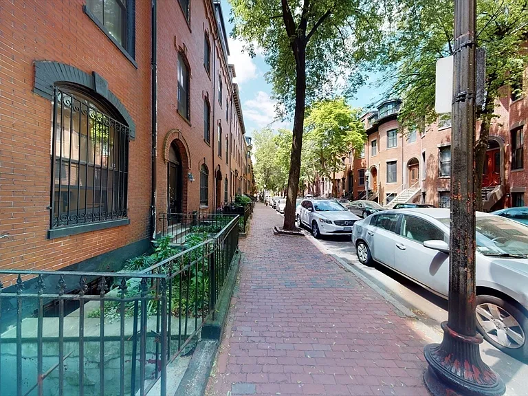 22 Dwight St #3 — Photo 7