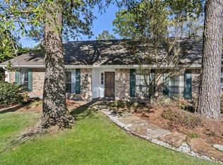 735 N Beau Chene Dr, Mandeville, LA 70471