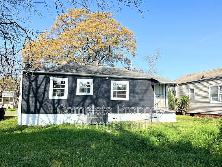5617 Avenue Q — Photo 9