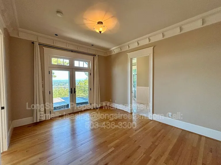 550 NW Alpine Ter — Photo 45