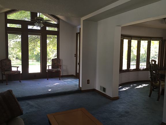 4th image of 3008 Vinton St