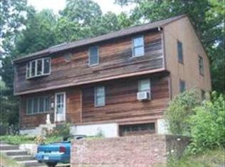 16 Restful Ln, Wareham, MA 02571