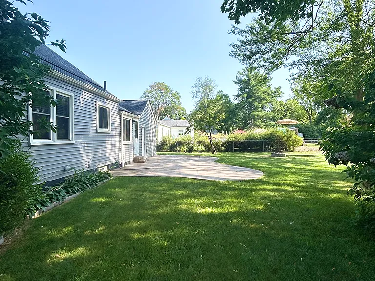 5901 Garden Park Dr — Photo 5