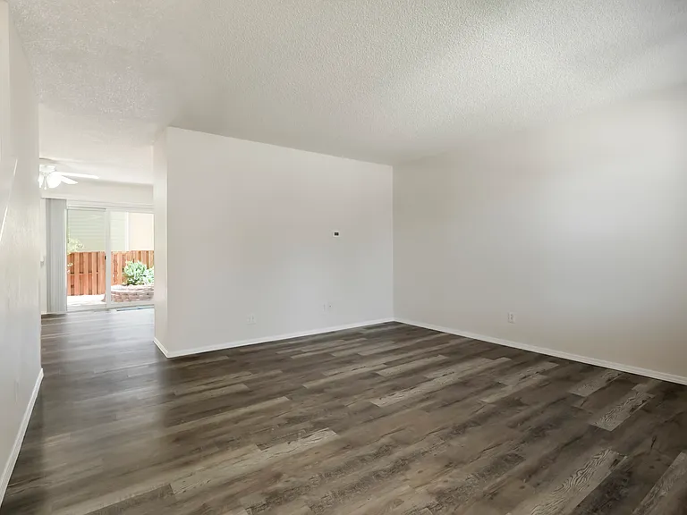11654 Community Center Dr #109 — Photo 2