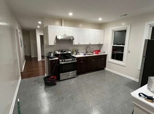 21 Foster St #2A, Meriden, CT 06451