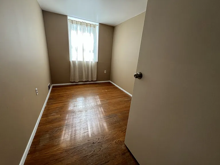 7202 Sindall Rd — Photo 16