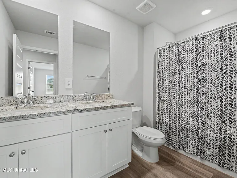 107 Mill Ct — Photo 24