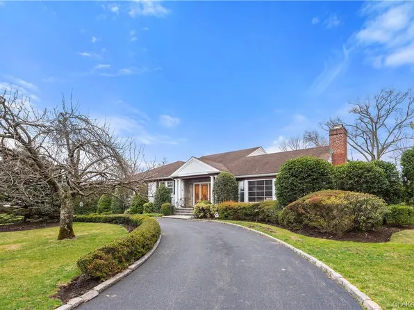 40 Meadow Rd, Scarsdale, NY 10583