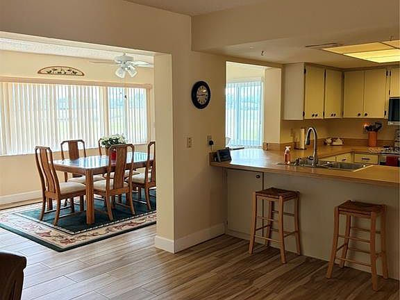 2nd image of 2117 Harleston Pl #2117