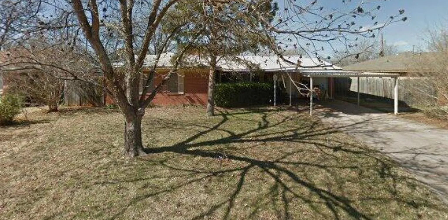 3 bed, 2076 sqft, $1,785 — Photo 1