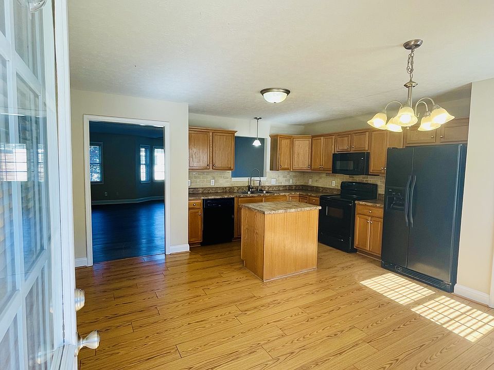 1st image of 604 Northwynd Cir #1