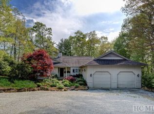 463 Whiteside Mountain Rd, Highlands, NC 28741