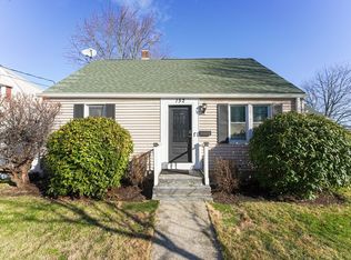 152 Chester St, Worcester, MA 01605