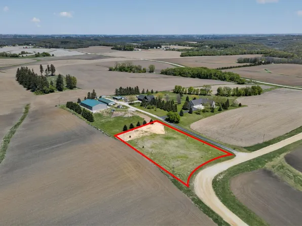 County Road 85, Mazeppa, MN 55956