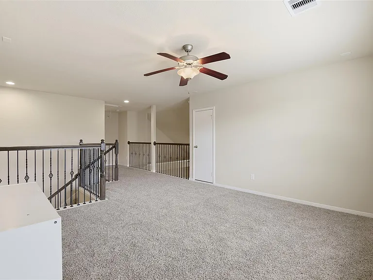 23207 Verita Ct — Photo 32