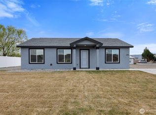206 Cherry St, Mattawa, WA