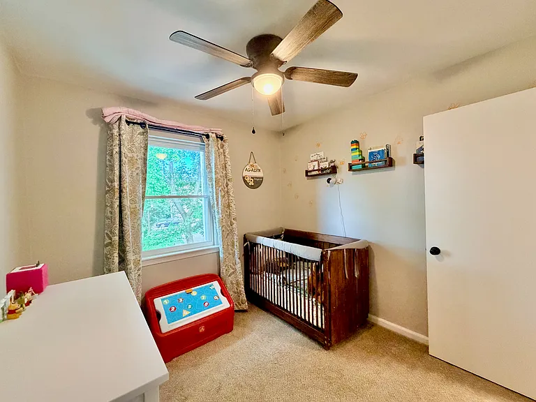 326 Harrier St — Photo 23