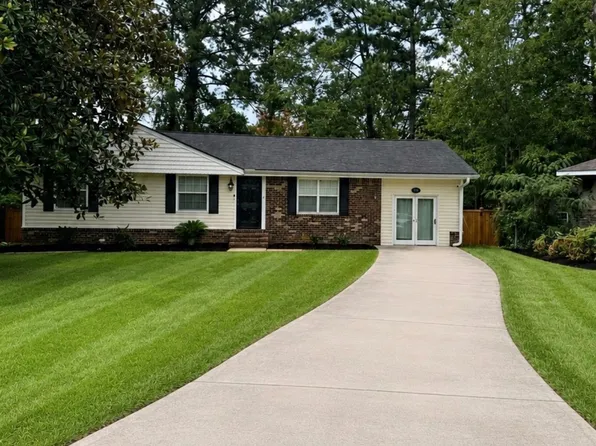 116 Inverness Ct, Summerville, SC 29486
