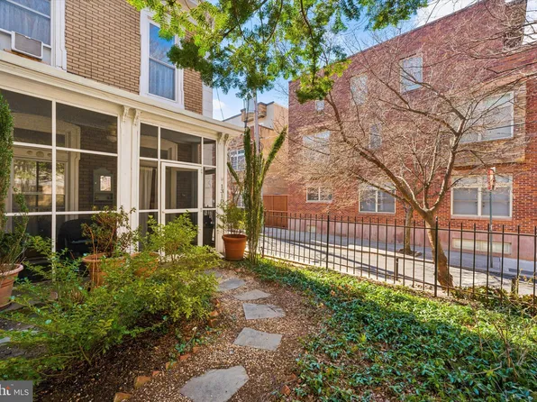 1310 Federal St, Philadelphia, PA 19147