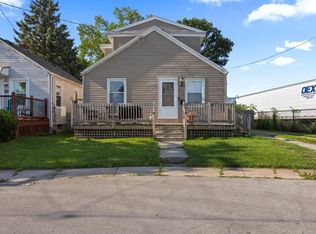 230 Gilcher Ct, Sandusky, OH 44870