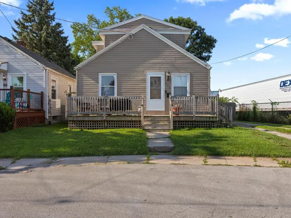 230 Gilcher Ct, Sandusky, OH 44870