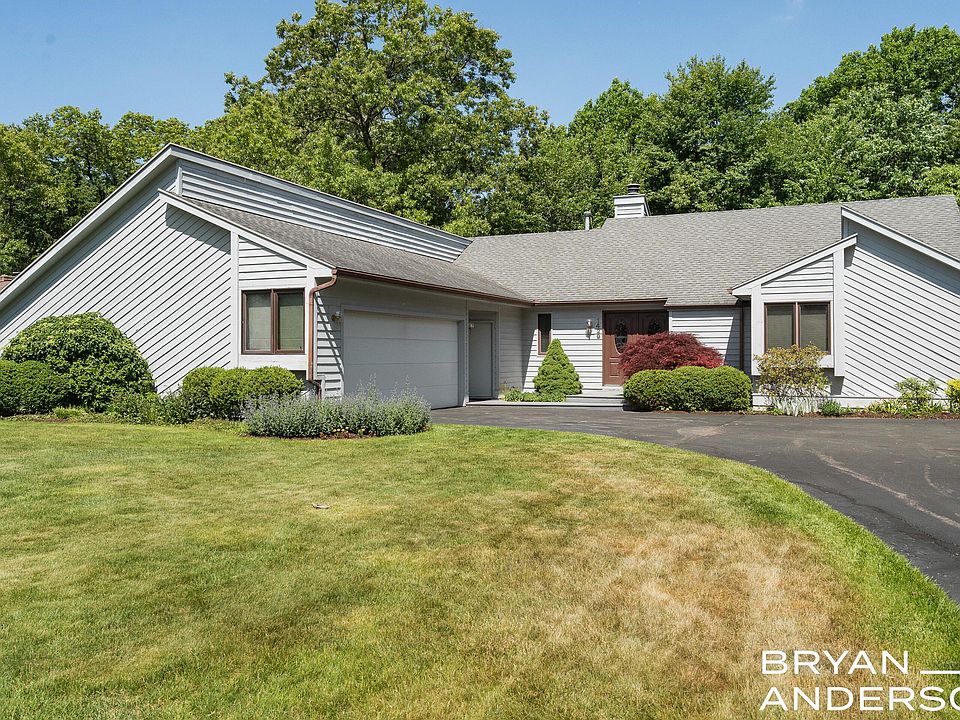 1st image of 1429 Shadyview Dr SE