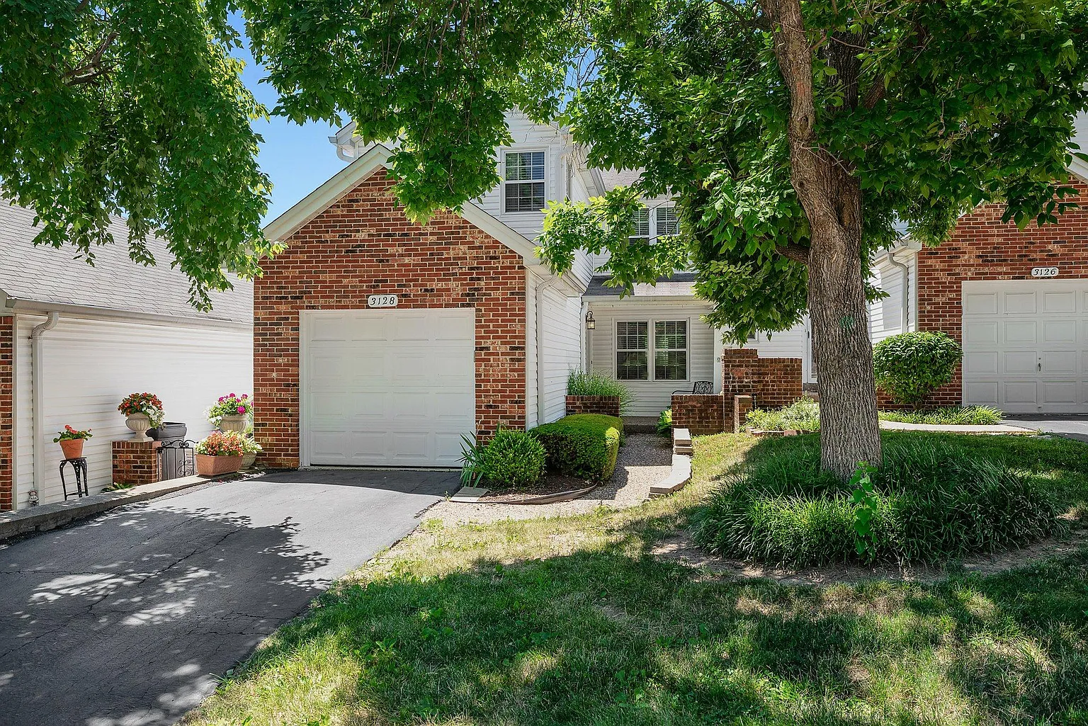 3128 Autumn Shores Dr photo 1