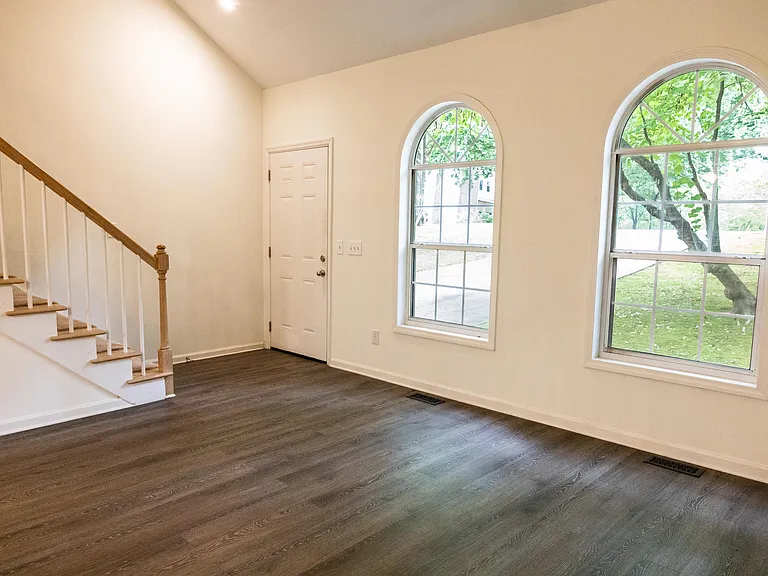 3270 Marine Rd — Photo 6