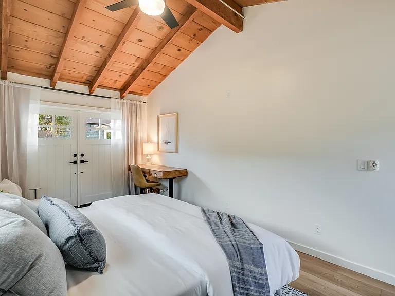 325 W Avenida Palizada — Photo 24