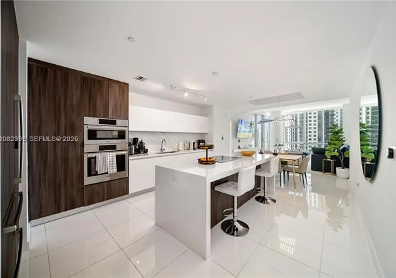 851 NE 1st Ave cu-2011, Miami, FL 33132 — Photo 3