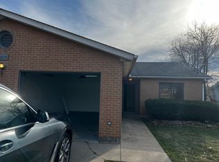 8359 Hendrickson Rd APT B, Middletown, OH 45044