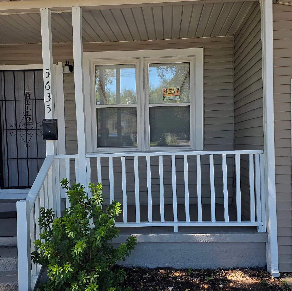 5 bed, 1600 sqft, $1,850 — Photo 2