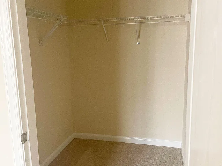 Clairmont at Farmgate — Photo 100