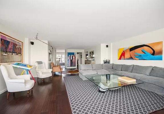 4th image of 1050 5th Ave APT 20C