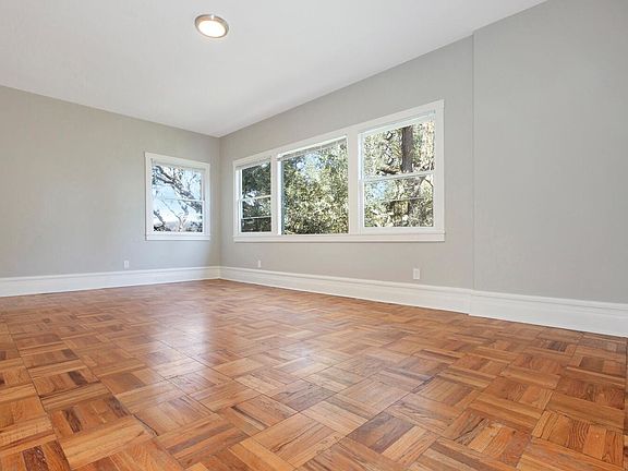 3rd image of 1039 Bella Vista Ave #B