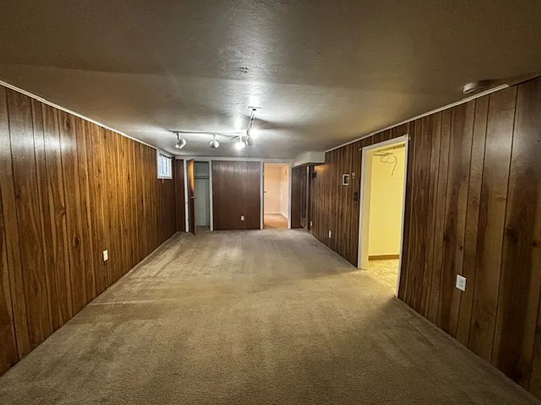 147 Lummis Ct — Photo 23
