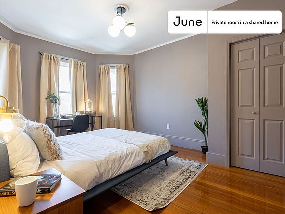 2nd image of 195 Hancock St #2-B
