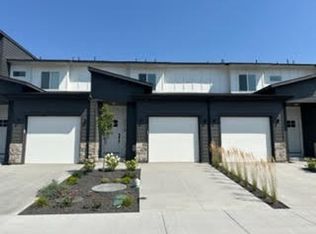 5022 E Hagadorn Ln, Nampa, ID 83687